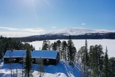 Image de A Unique Arctic Retreat – Villa Northern Lights + Igloo 1, Igloo 2 by Dg Lomailu