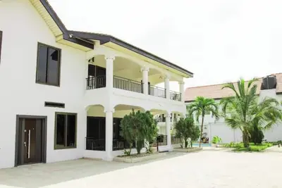 Image de Spacious 4-Bedroom Villa Perfect for Groups