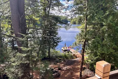 Image de Newly Built Lakefront Private Muskoka Cottage