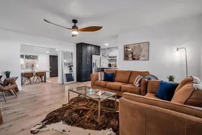Image de Enchanting 3-bedroom house with Ac in Clearwater