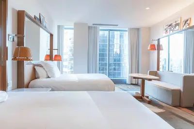 Image de Unwind in 3 Luxurious Rooms with Marble Ensuite - Near Seattle Art Museum!