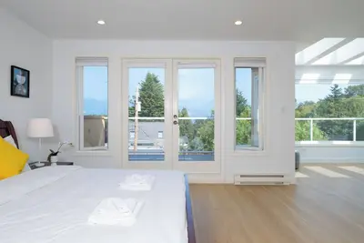 Image de Elegant Spanish Villa near Jericho Beach with Mountain & Ocean Views