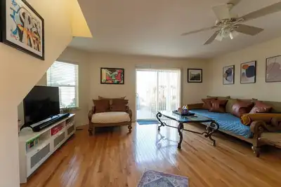 Image de 4bd3ba - Blue Bart House - Gameroom - Gazebo - Fenced Yard - Walk to Grocery