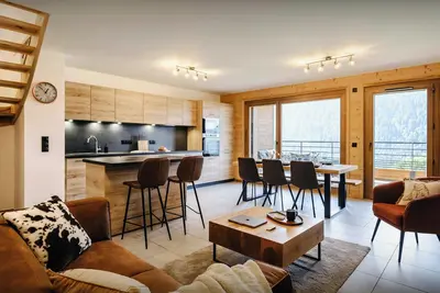 Image de Loft Petit Charbel - Séjour charmant avec balcons - Ovo Network