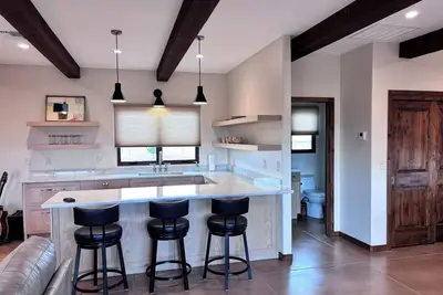 Image de Luxury guest house in Arizona's wine country