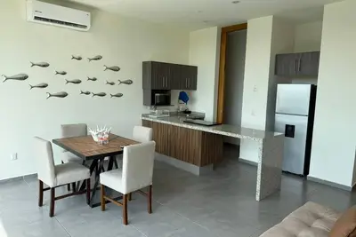 Image de Near the sea, Tamaran