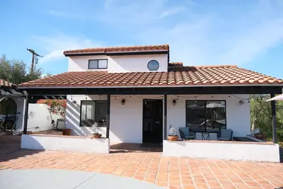 Image de Cozy Spanish Casita w/ Mountain View in Ramona