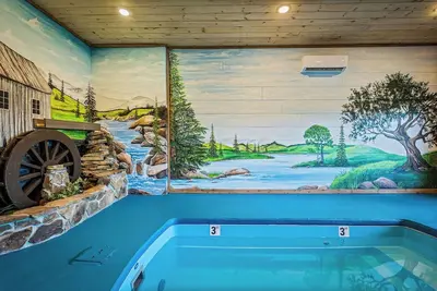 Image de The Millstone Ridge 4-bedroom cabin with indoor pool &hot tub in Sevierville