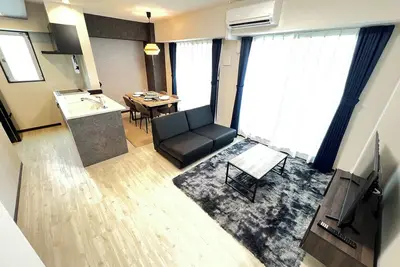 Image de Accommodates up to 4 guests/2 beds/1 sofa bed/7-minute walk to nearest station