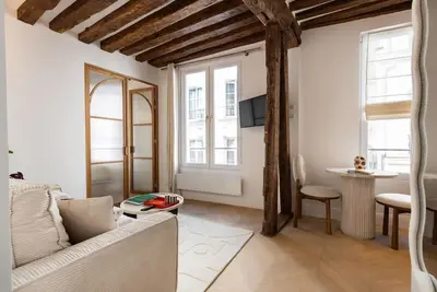 Image de 4#New suite 4 personnes- Saint Germain Notre-Dame