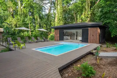 Image de Propiedad nueva cerca del mar con ac y piscina