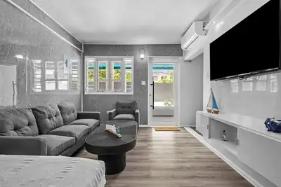 Balandras Beach House #3 | Beach Access + Pool