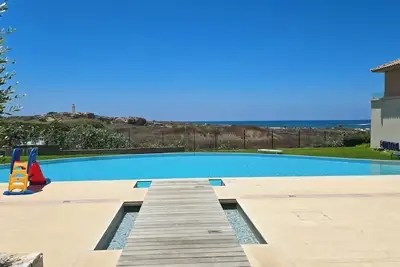 Image de Stylish Paphos apartment near Lighthouse & Unesco Park
