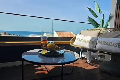 Image de Dolce Waves – Luxury apartment with sea view, jacuzzi & modern design