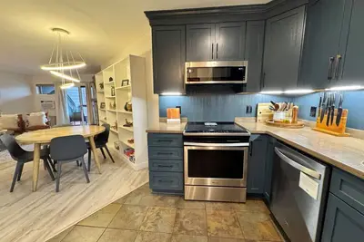 Image de Fully updated condo ski in ski out hot tub pool