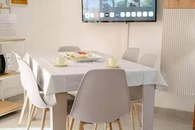 Image de Casa Sole - townhouse by the sea, WiFi, Netflix, A/C
