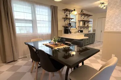 Image de Spacious 3-bedroom house in lovely Springfield with two living rooms