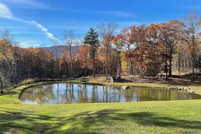 Image de Charming Mountain Retreat w Hot Tub