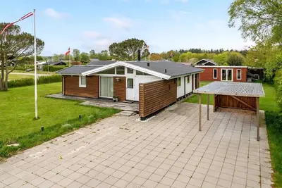 Image de Family-friendly activity house by the sea