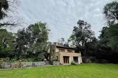 Image de Casa Agapandos en medio del bosque