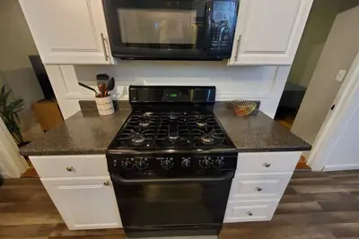 Image de Lovely 3-bedroom condo with Ac in charming Salem