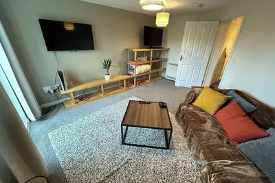 Image de Spacious 2-Bedroom Flat Near Shops and Transport