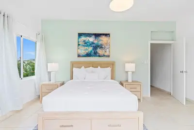 Image de The Sage Condo – Modern 2br w/ Pool at Maho Castle