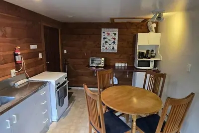 Image de 3 minutes to Hanmer Springs thermal pools! Family Cabin in the Hanmer Forest!