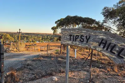 Image de Tipsy Hill Cottage, River Views at Walker Flat Sa. Perfect for a weekend getaway