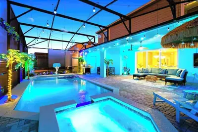 Image de New Resort, Private Pool & Spa, Outdoor Theater, Game Room, Minutes to Disney