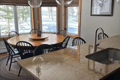 Image de Ski In Ski Out 4 Br Jay Peak Condo