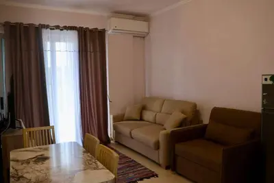 Image de Cozy Beachfront Apartment in Radhime – Perfect for Families