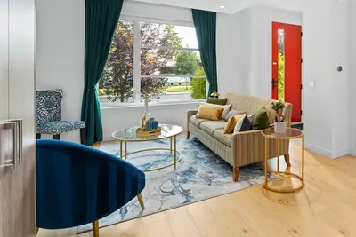 Image de Calgary Grand Retreat| Sleeps 16|8br, 8ba