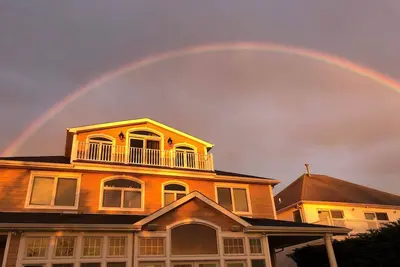 Image de Ryder Cup! 4 beds 3. 5 Bath house w/ views in Seaford, Lg Den w/Pool Tbl, A/C