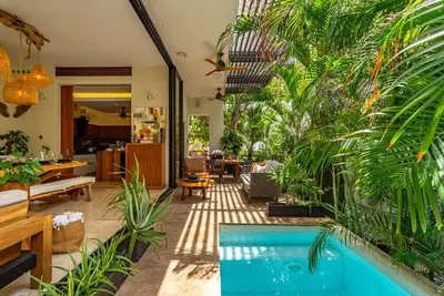 Image de Playacar Beachside Luxury | Heated Pool + Rooftop Jacuzzi and daily service