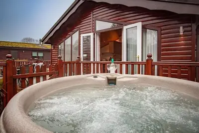 Image de A lodge that sleeps 4 guests in 2 bedrooms