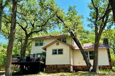 Image de Bright & Airy 3 Br with Ac, Game Rm, Near Casinos, Lake Texoma Marinas & Trails