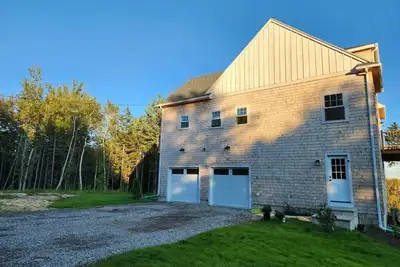 Image de Secluded Sophistication in the Berkshires - 40 Acres of Quiet Luxury in Becket.