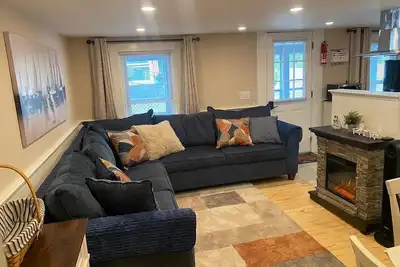 Image de Cozy 2-Bed Lakefront Weirs Beach
