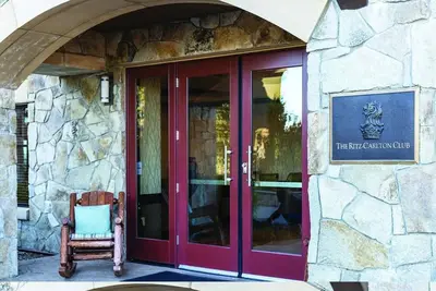 Image de 3-bedroom Residence in peaceful Truckee at The Ritz-Carlton Club