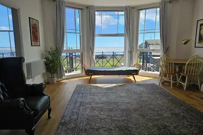 Image de The Overlook! Stunning Sea Views Opposite Blue Flag Beach.