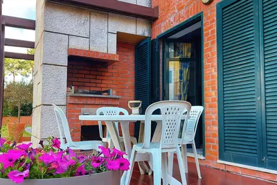 Image de Surrounded by nature, close to the beach, you'll find a relaxing atmosphere here.