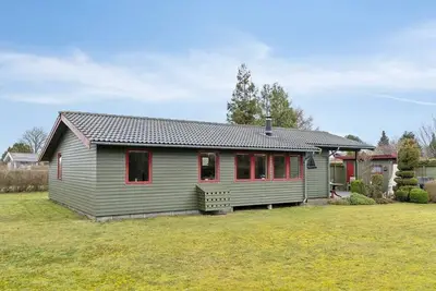 Image de Family house next to beach
