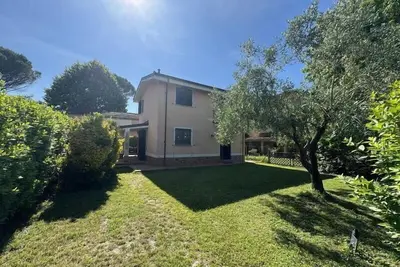 Image de Maison de vacances pour 4 personnes env. 100 qmà San Macario in Piano, Toscane (Province de Lucca)