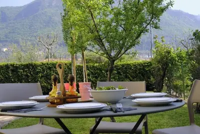 Image de Charming villa with private garden and Ac in Salo', few steps away from the lake