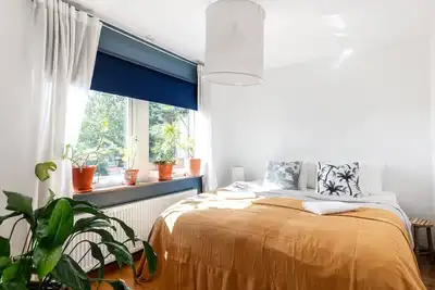 Image de Spacious Family Home with Backyard