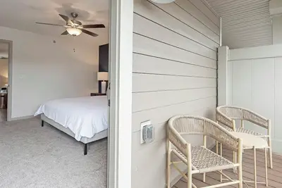 Landing | Modern 2bd, Gym, Pool