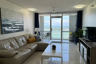Image de Beach Front 3 bedroom Apt @ Esj