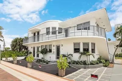 Image de My Beach Club - Your Luxury Retreat by the Beach!