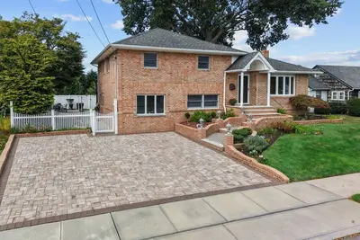 Image de Ryder Cup 5 mins away! ! ! ! 3 bed 3 bath house w. hot tub in Bethpage